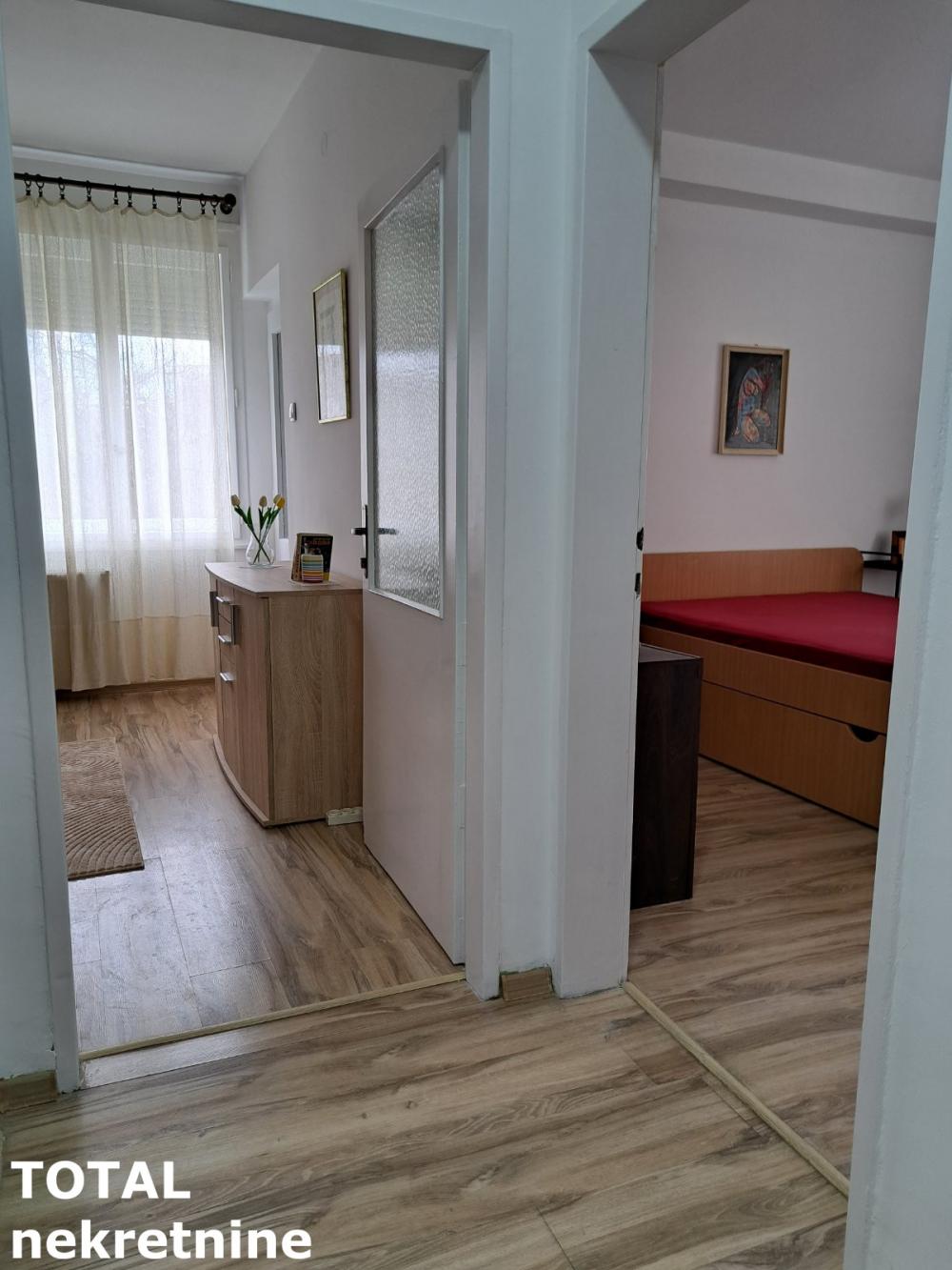 Slika 6 - Stan,NOVI SAD,CENTAR,kv: 78.00, € 227200, ID: 1102592
