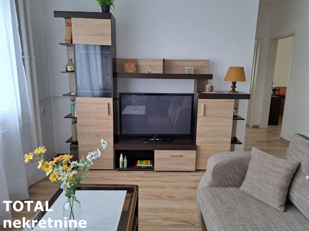 Slika 3 - Stan,NOVI SAD,CENTAR,kv: 78.00, € 227200, ID: 1102592