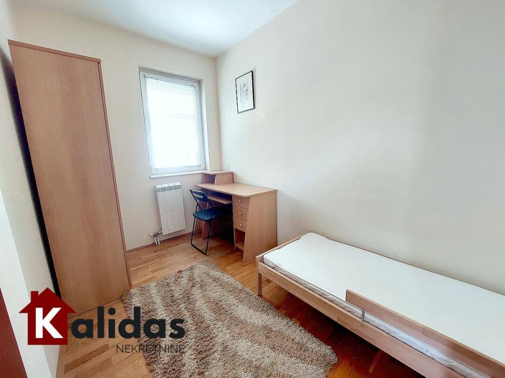 Slika 8 - Stan,NOVI SAD,BULEVAR,kv: 47, € 169400, ID: 1007523