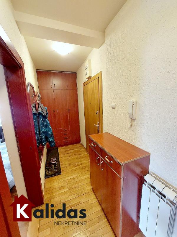 Slika 11 - Stan,NOVI SAD,BULEVAR,kv: 47, € 169400, ID: 1007523