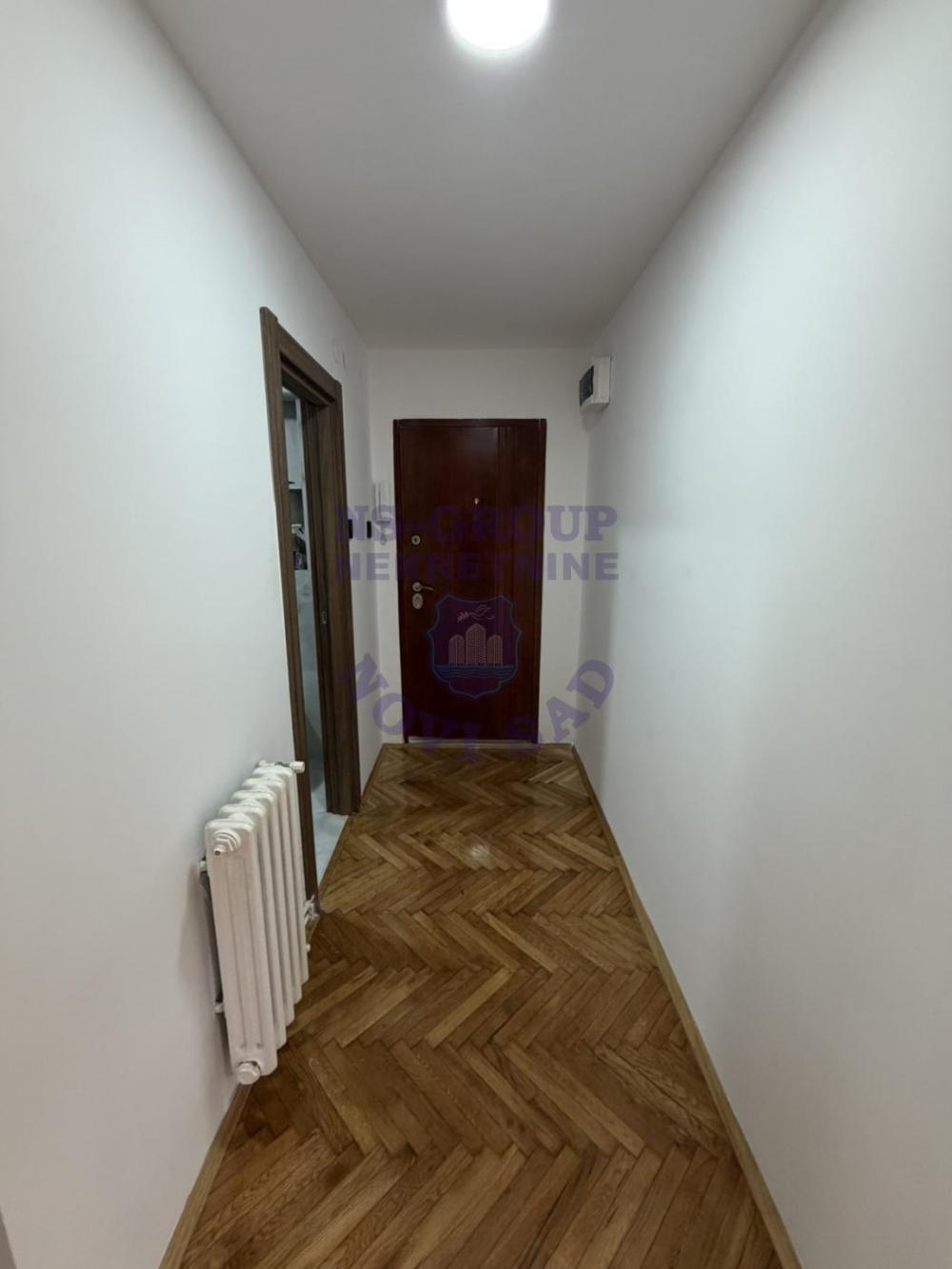 Slika 9 - Odli;an trosoban stan u Cara Dusana
