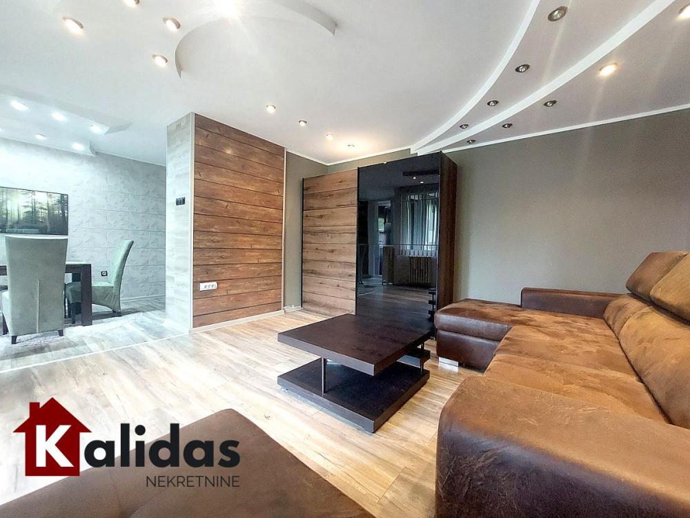 Slika 1 - Stan,NOVI SAD,LIMAN 4,kv: 52, € 180000, ID: 1008781