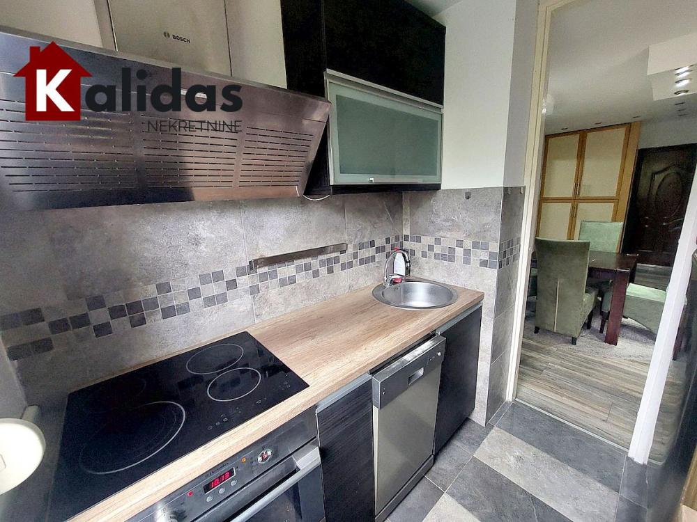 Slika 11 - Stan,NOVI SAD,LIMAN 4,kv: 52, € 180000, ID: 1008781
