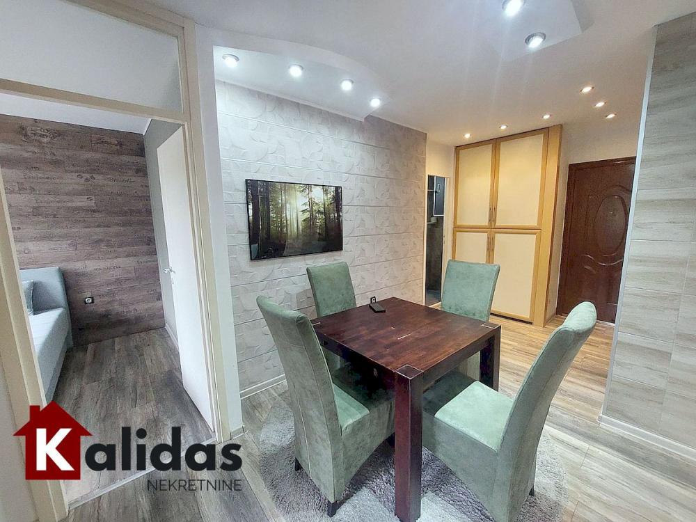 Slika 5 - Stan,NOVI SAD,LIMAN 4,kv: 52, € 180000, ID: 1008781