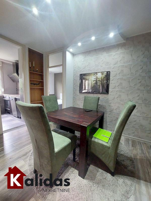 Slika 6 - Stan,NOVI SAD,LIMAN 4,kv: 52, € 180000, ID: 1008781