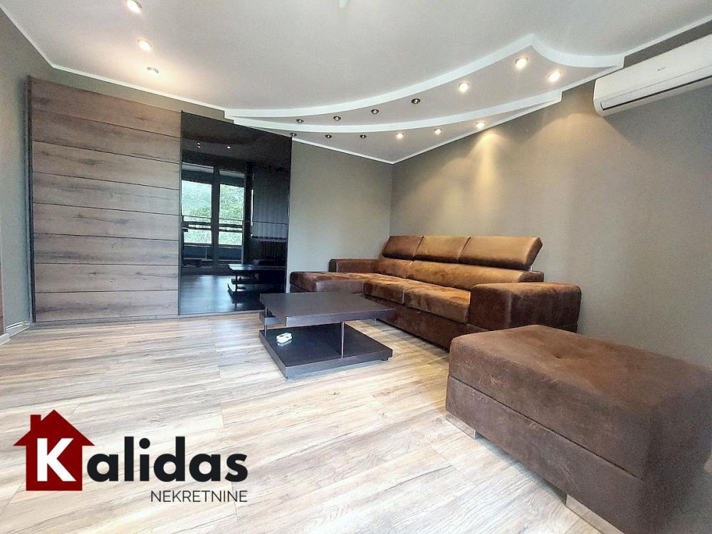 Slika 3 - Stan,NOVI SAD,LIMAN 4,kv: 52, € 180000, ID: 1008781
