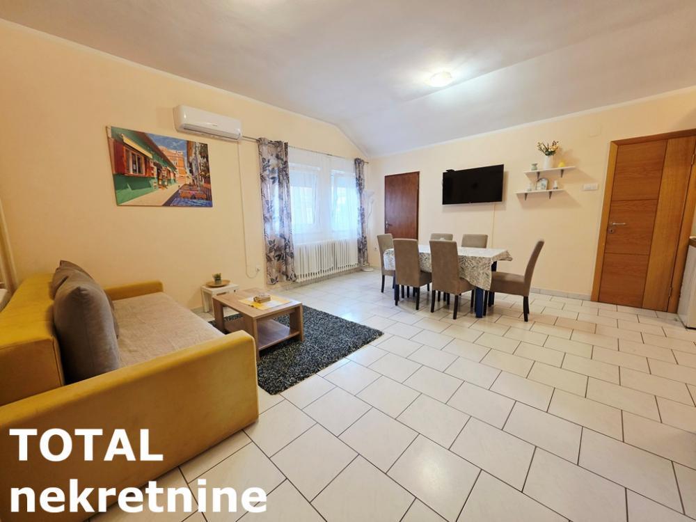Glavna slika -Stan,NOVI SAD,CENTAR,kv: 50.00, € 130000, ID: 1102619