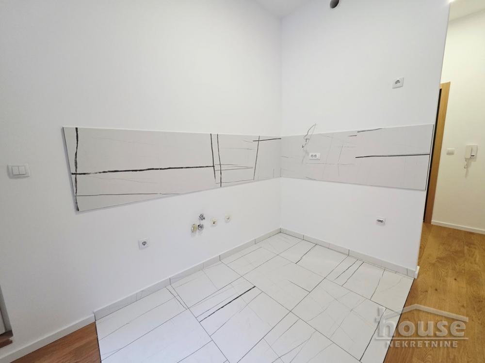 Slika 4 - Stan,NOVI SAD,SAJAM,kv: 29.00, € 105000, ID: 1065709