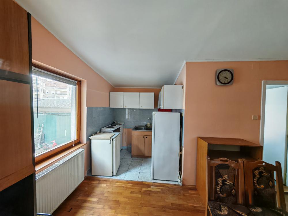 Slika 3 - Stan,NOVI SAD,ŠIRI CENTAR,kv: 21.00, € 56700, ID: 1058945