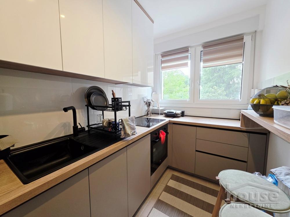 Slika 10 - Stan,NOVI SAD,LIMAN 1,kv: 94.00, € 320000, ID: 1064193