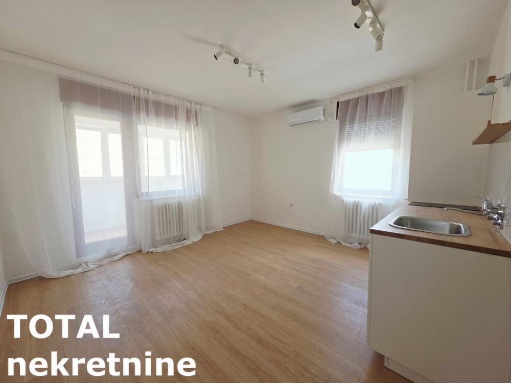 Slika 1 - Stan,NOVI SAD,SAJAM,kv: 30.00, € 102000, ID: 1102550