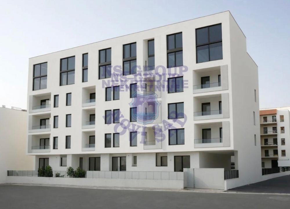 Glavna slika -559364-Luksuzna izgradnju na Telepu. 