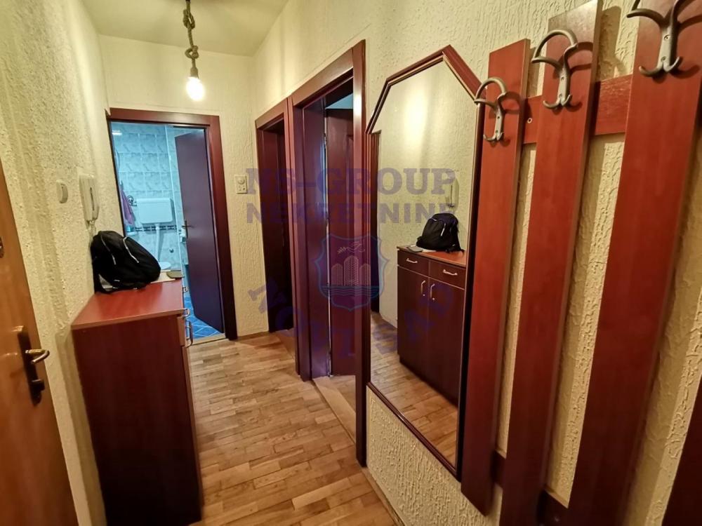 Slika 5 - Odlican dvoiposoban stan na Bulevaru