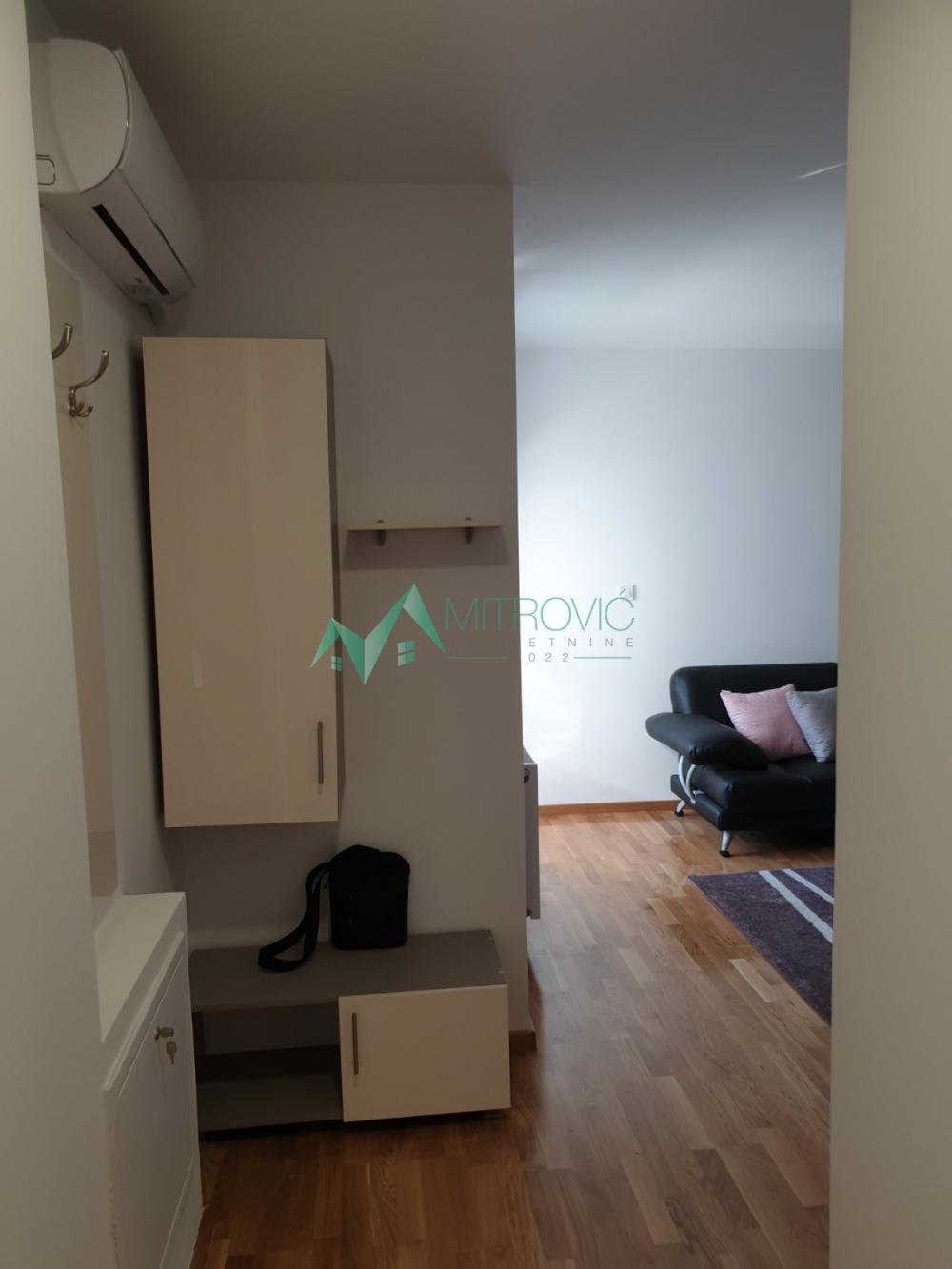 Slika 3 - Jednoiposoban stan 40m2 - Telep 