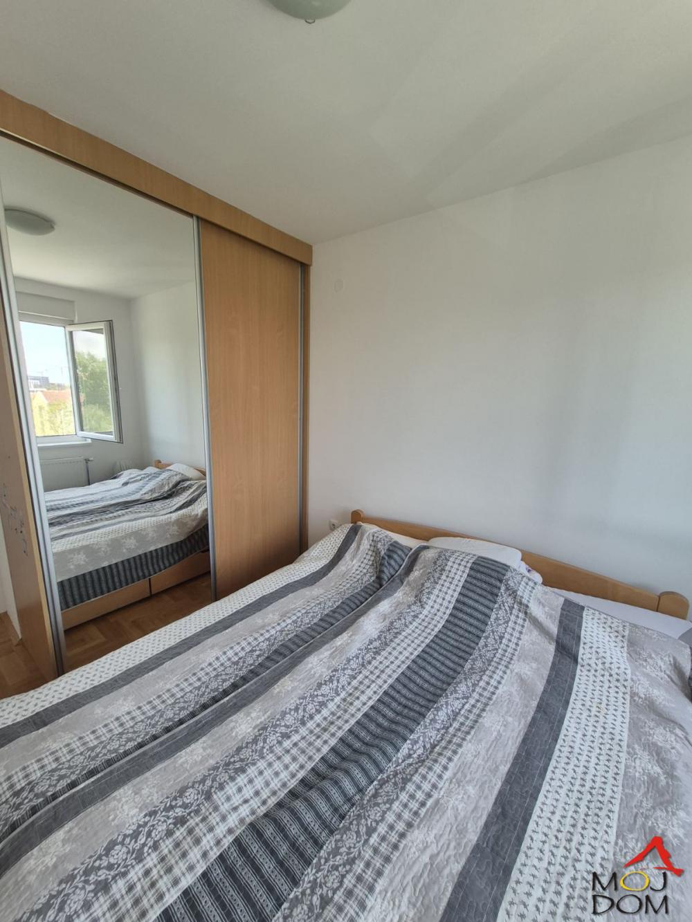 Slika 11 - Stan,NOVI SAD,SOMBORSKI BULEVAR,kv: 62, € 191580, ID: 1032227