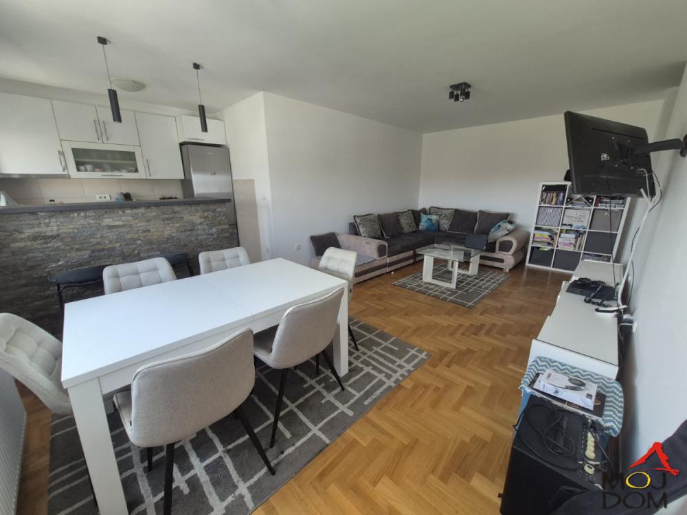 Slika 2 - Stan,NOVI SAD,SOMBORSKI BULEVAR,kv: 62, € 191580, ID: 1032227