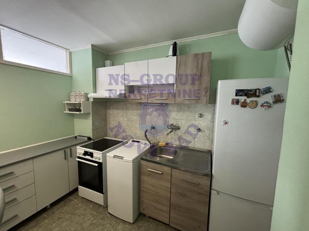 Slika 7 - Dvoiposoban, 56m2, Liman 2 Novi Sad, sa terasom