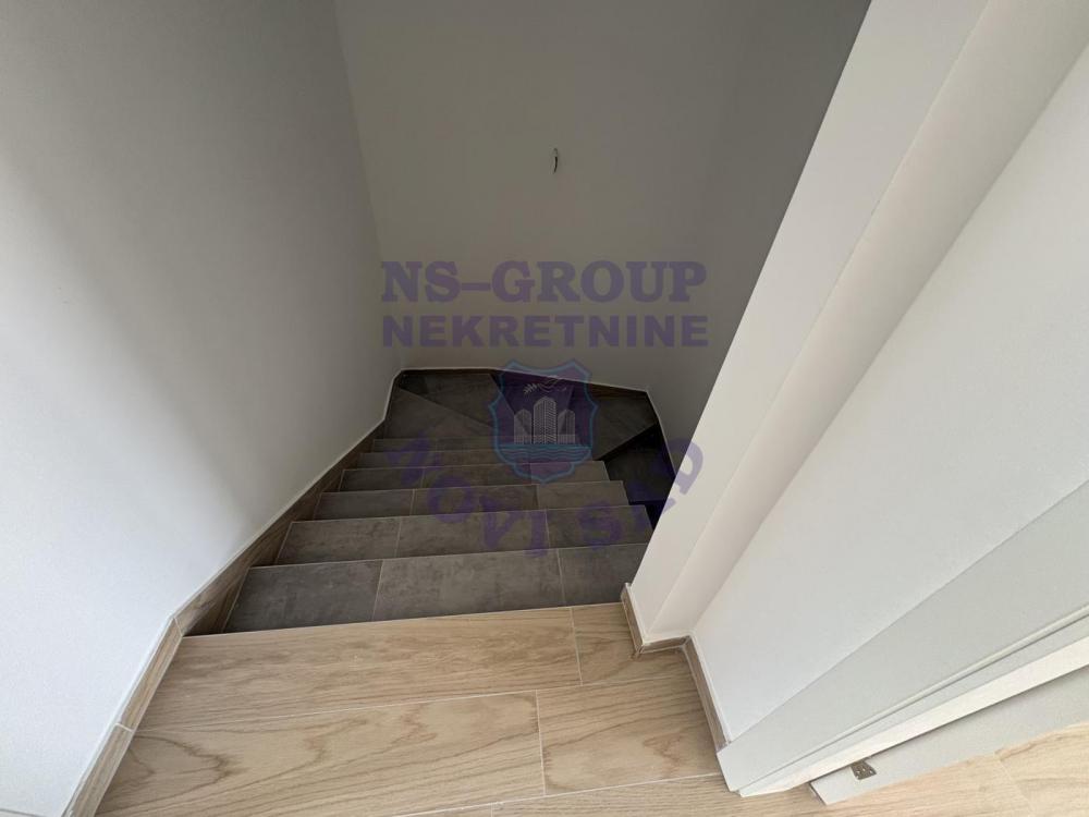 Slika 10 - Duplex bez kosina i krovnih prozora- 154 m2!