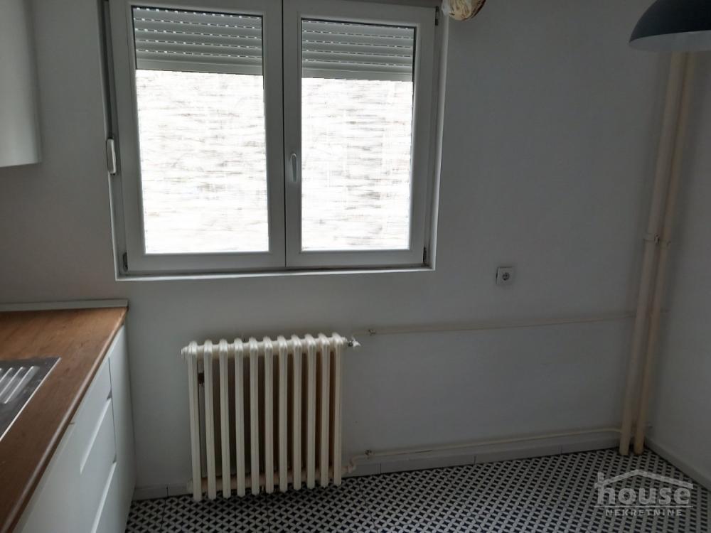 Slika 3 - Stan,NOVI SAD,BULEVAR,kv: 31.00, € 114000, ID: 1065740