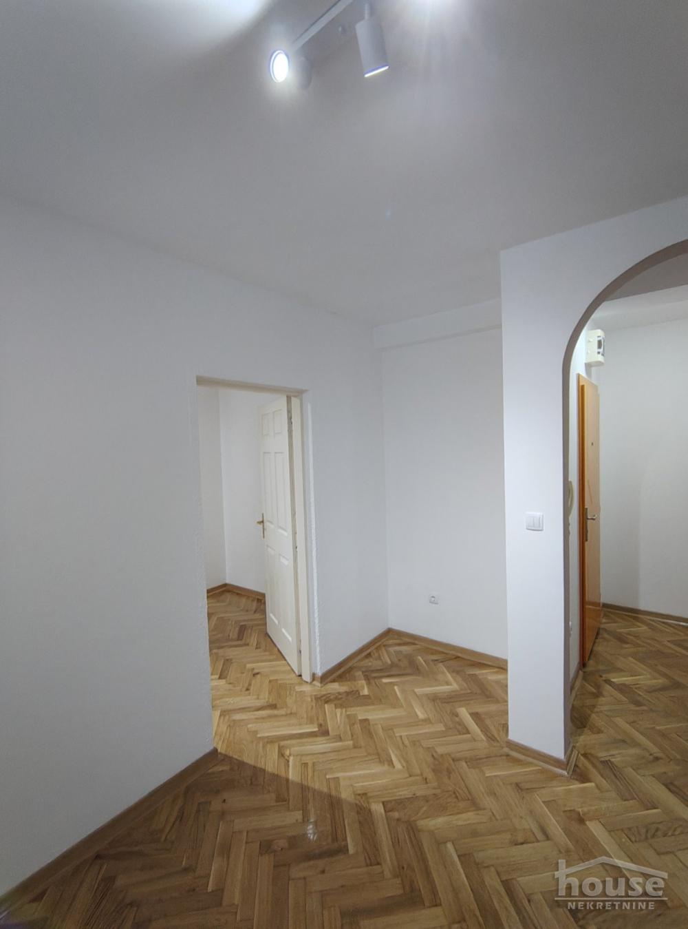 Slika 2 - Stan,NOVI SAD,GRBAVICA,kv: 40.00, € 140000, ID: 1065766