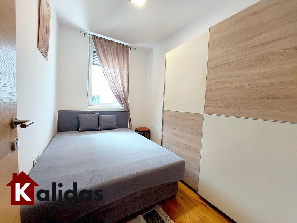 Slika 9 - Stan,NOVI SAD,CENTAR,kv: 35, € 133380, ID: 1008784