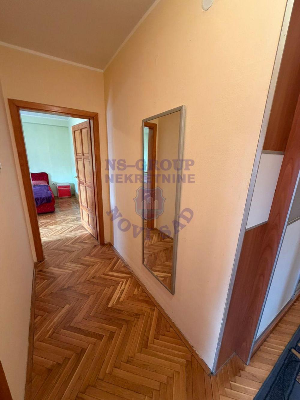 Slika 6 - TOP PONUDA! Predstavljamo Vam fenomenalno raspoređenih 64m2 na Novoj Detelinari u Hadži Ruvimovoj!