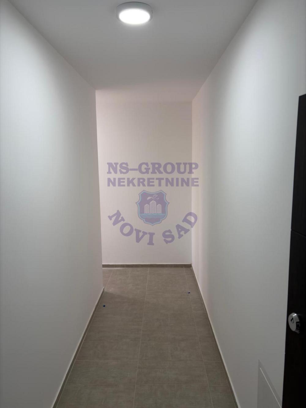 Slika 2 - Trosoban, 71m2, Adice Novi Sad, sa terasom, ima lift