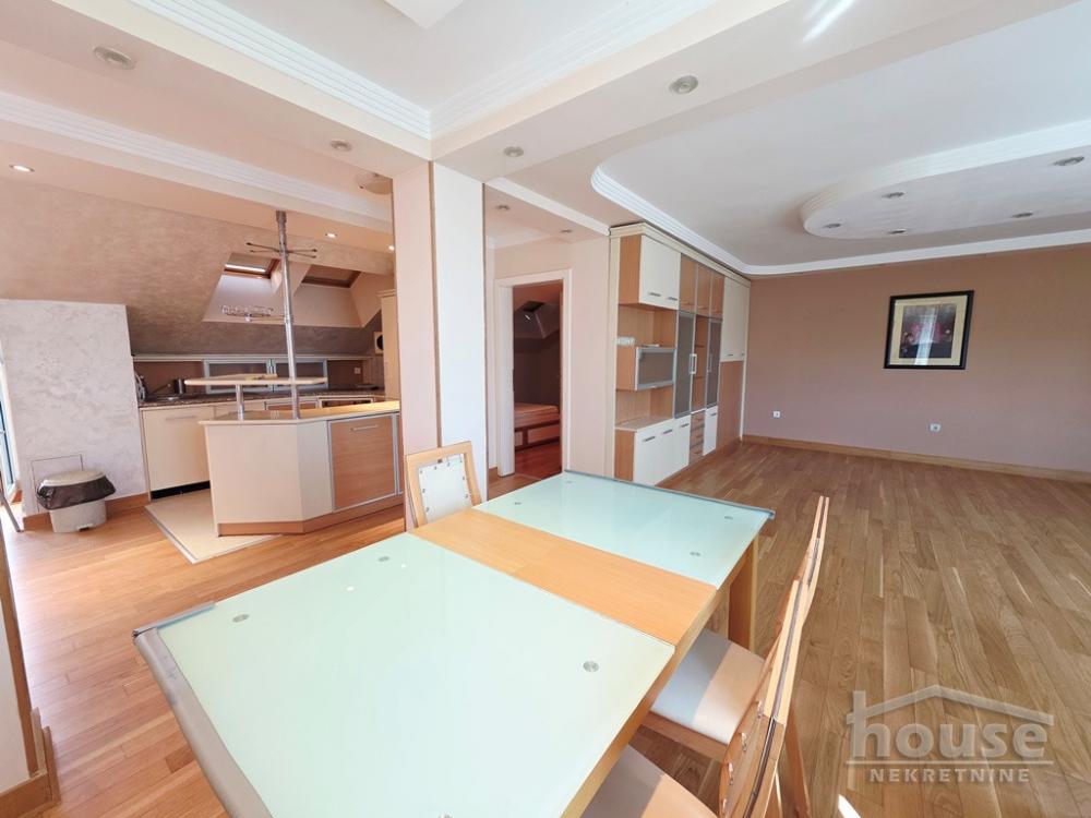 Slika 4 - Stan,NOVI SAD,BULEVAR,kv: 145.00, € 246500, ID: 1065778