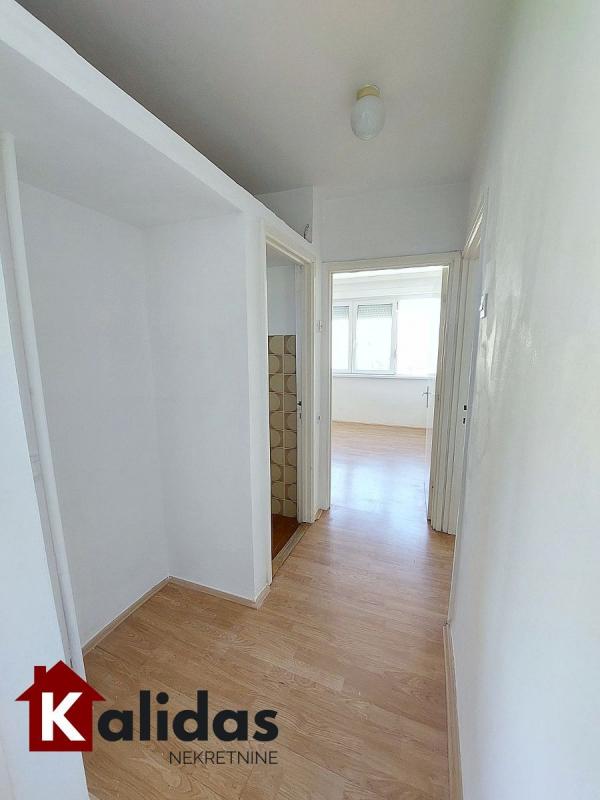 Slika 3 - Stan,NOVI SAD,LIMAN 1,kv: 64, € 195700, ID: 1008749