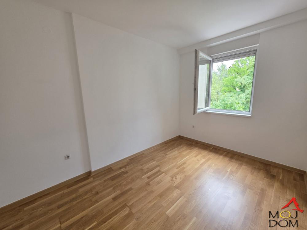 Slika 5 - Stan,NOVI SAD,DETELINARA,kv: 40, € 129780, ID: 1032245