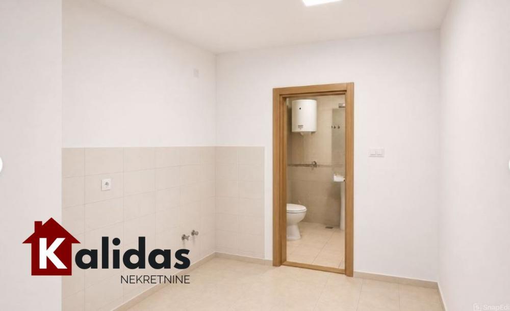 Slika 1 - Stan,NOVI SAD,GRBAVICA,kv: 28, € 99900, ID: 1008785