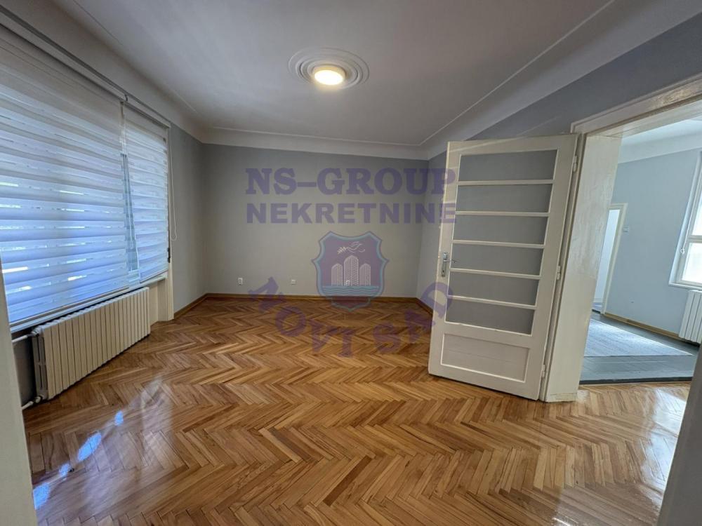 Slika 3 - Dvosoban, 84m2, Spens Novi Sad Novi Sad