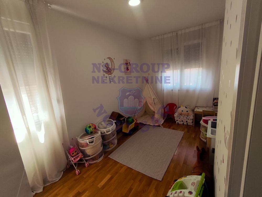 Slika 10 - Na prodaju moderan, funkcionalan stan na Adicama.