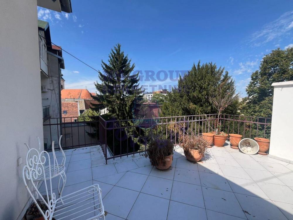 Slika 11 - Troiposoban, 173m2, Novi Sad centar Novi Sad, sa terasom