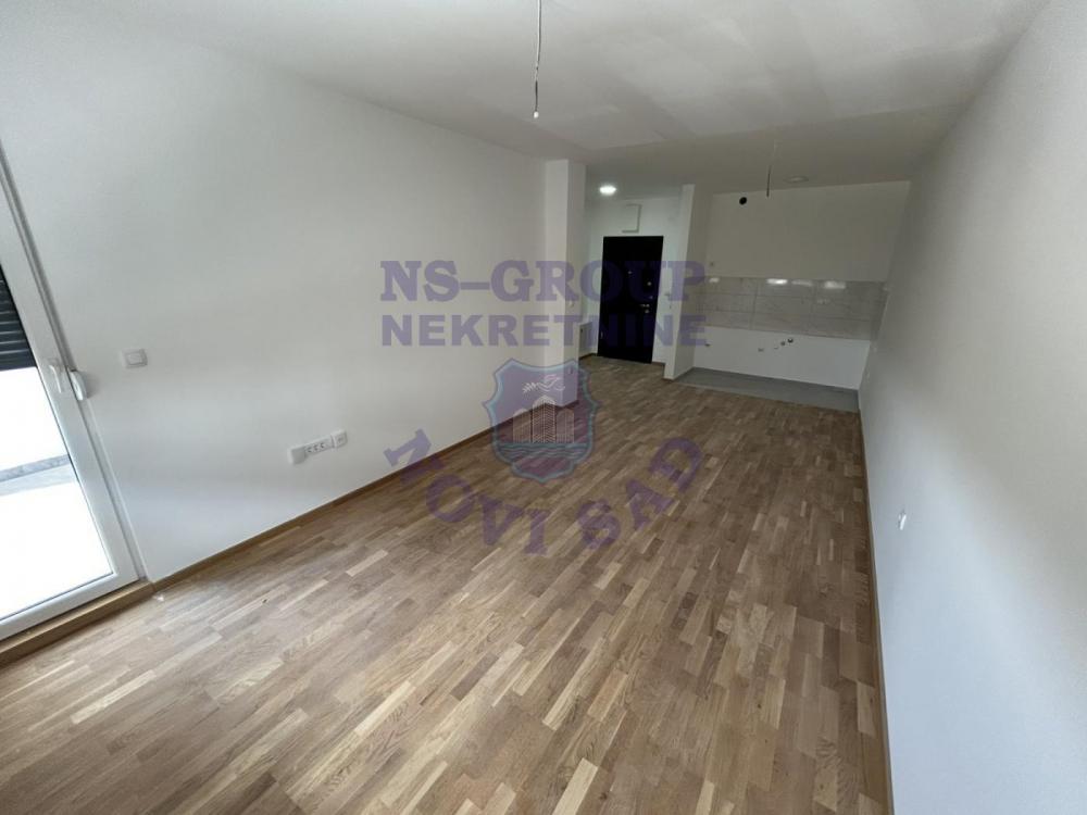 Slika 6 - Dvosoban, 43m2, Adice Novi Sad, sa terasom, ima lift