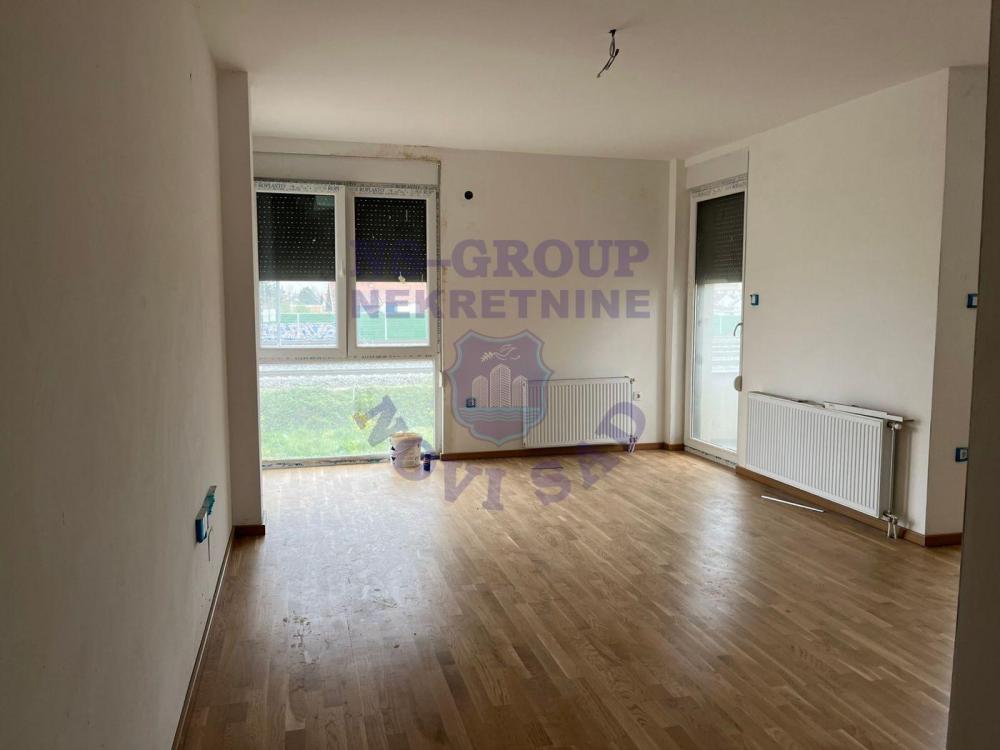 Slika 4 - Četvorosoban, 89m2, Petrovaradin Novi Sad, sa terasom