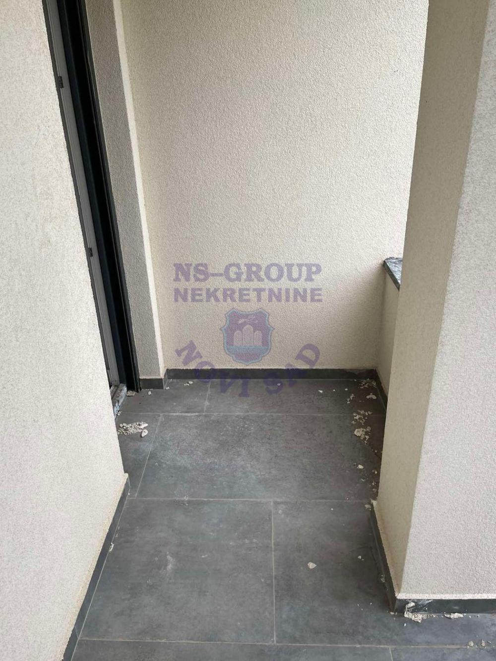 Slika 6 - Četvorosoban, 89m2, Petrovaradin Novi Sad, sa terasom