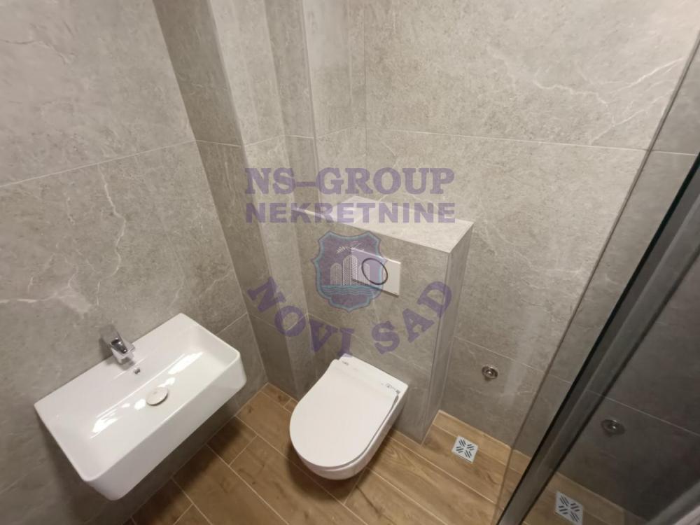 Slika 9 - Dvosoban, 42m2, Grbavica Novi Sad, sa terasom