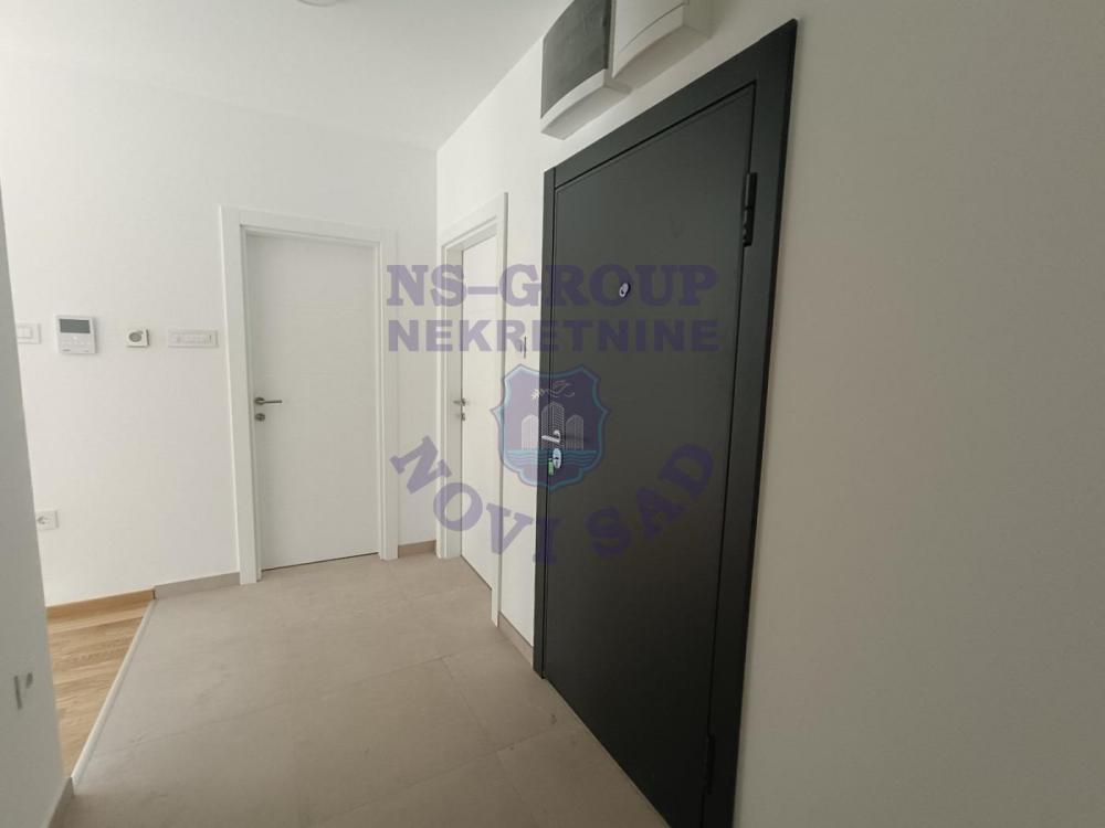 Slika 8 - Dvosoban, 42m2, Grbavica Novi Sad, sa terasom