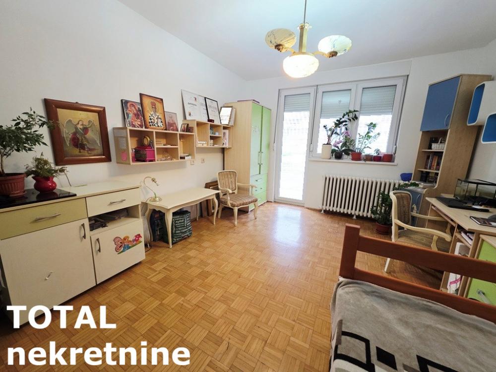 Slika 5 - Stan,NOVI SAD,SAJAM,kv: 58.00, € 142490, ID: 1102602