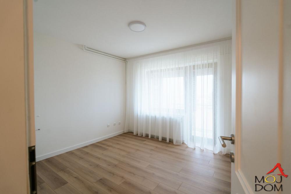 Slika 8 - Stan,PETROVARADIN,PETROVARADIN,kv: 74, € 149350, ID: 1032269