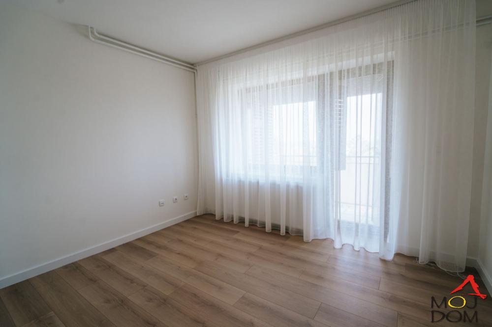 Slika 10 - Stan,PETROVARADIN,PETROVARADIN,kv: 74, € 149350, ID: 1032269