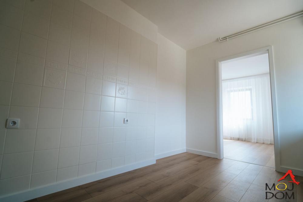 Slika 7 - Stan,PETROVARADIN,PETROVARADIN,kv: 74, € 149350, ID: 1032269