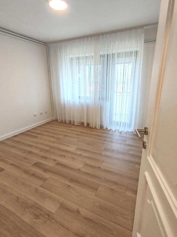 Slika 1 - Stan,NOVI SAD,PETROVARADIN,kv: 74.00, € 149000, ID: 1059445
