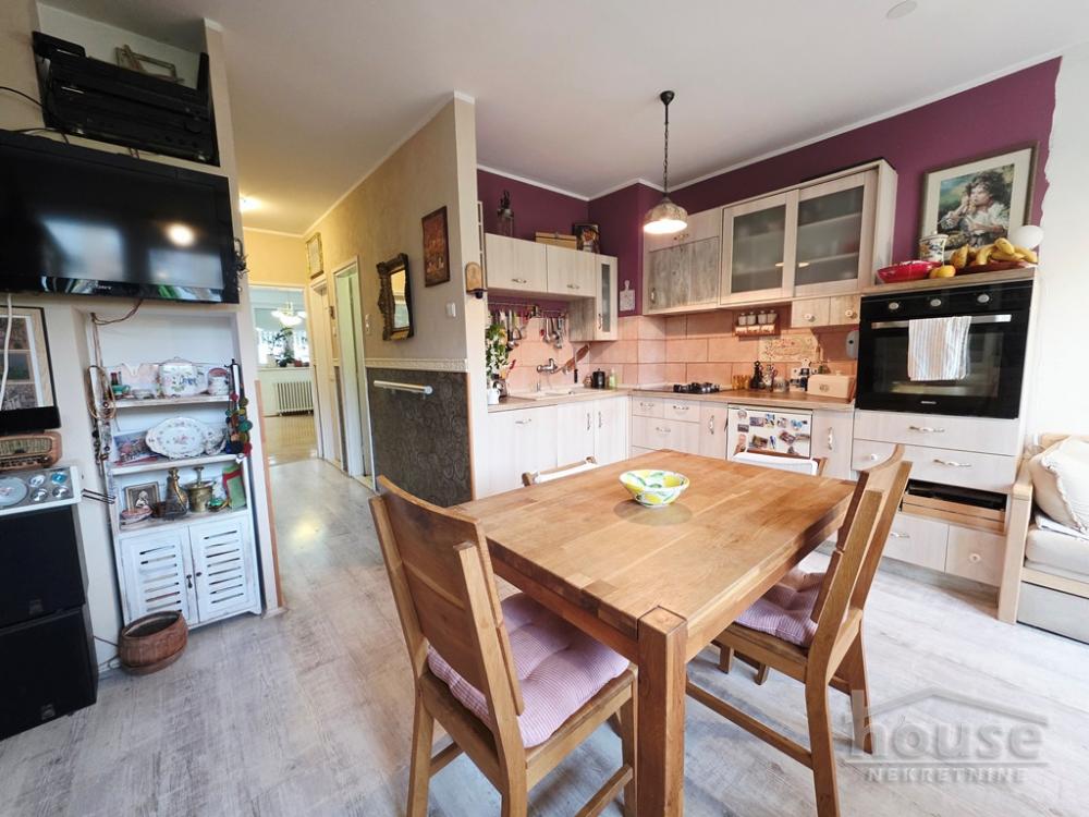 Slika 3 - Stan,NOVI SAD,SAJAM,kv: 58.00, € 142490, ID: 1065754