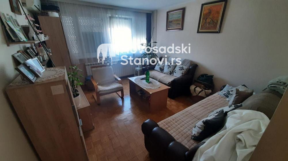 Glavna slika -Dvosoban stan 50m kod Ž.Stanice