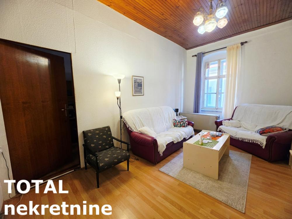 Slika 2 - Stan,NOVI SAD,PETROVARADIN,kv: 35.00, € 157500, ID: 1102571
