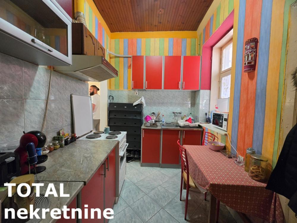 Slika 8 - Stan,NOVI SAD,PETROVARADIN,kv: 35.00, € 157500, ID: 1102571