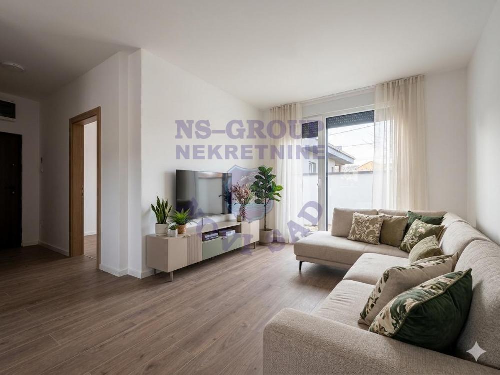 Slika 3 - Jednoiposoban, 32m2, Adice Novi Sad, sa terasom