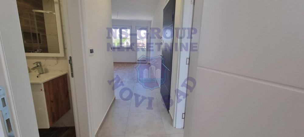 Slika 4 - 567737-Nalazi se u zgradi koja je završena 2025. U sklopu zgrade parking.